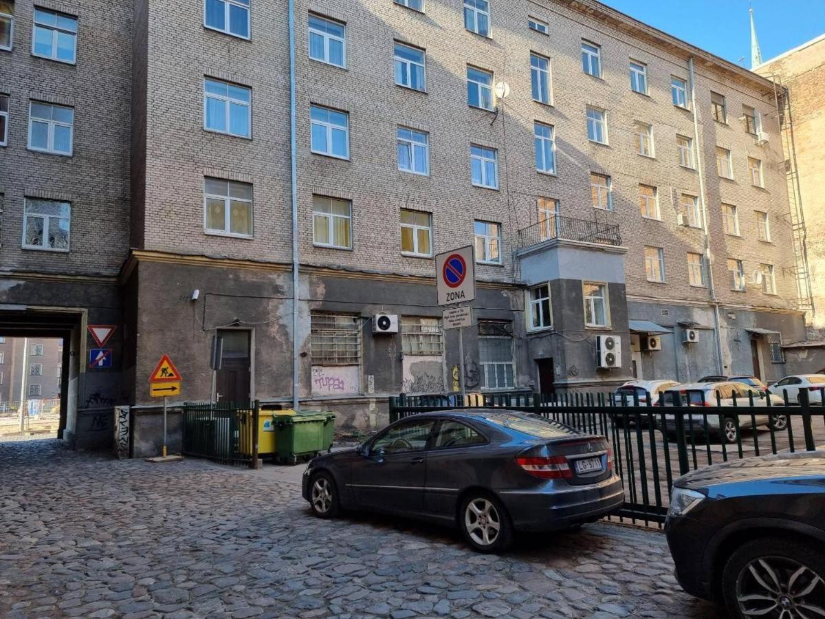 City Inn Riga Apartment Old Town Home With Parking Exterior foto